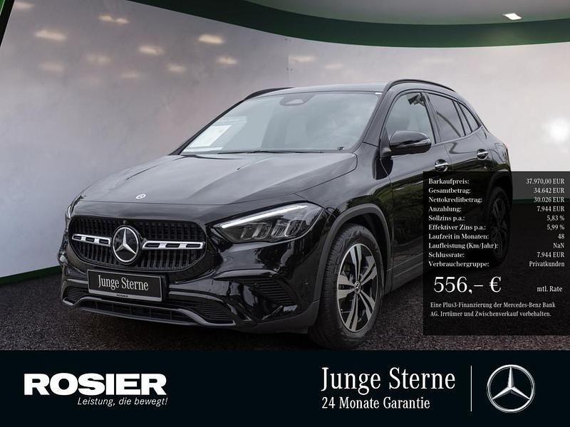 Schwarz / nachtschwarz Gebraucht 2024 Mercedes GLA200 Progressive SUV | 37.970 € (Fairer Preis) - Bild 1/4