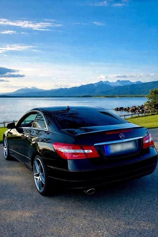 Gebraucht Mercedes E250 Avantgarde 204 PS (150 kW) 2009 Coupé