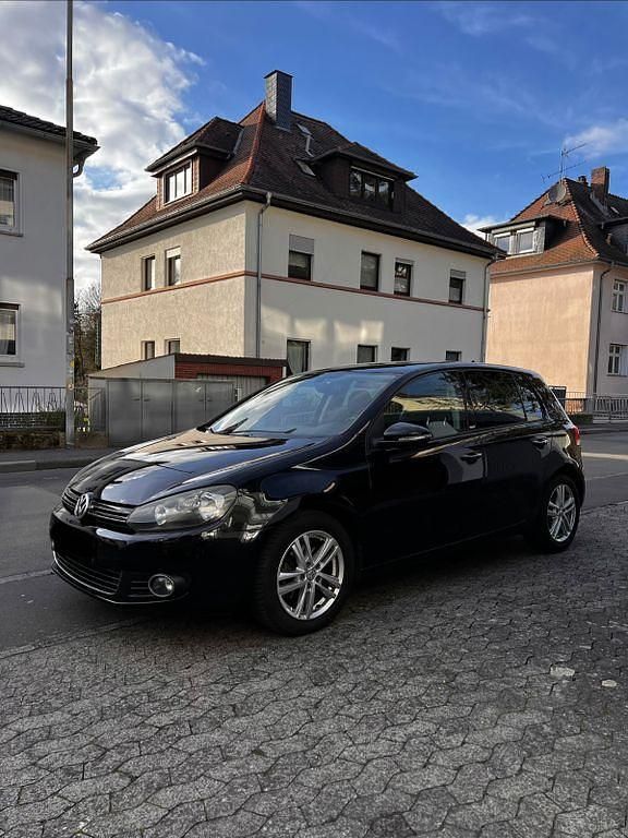 Gebraucht VW Golf VI Style 122 PS (89 kW) 2011 Schwarz Kleinwagen