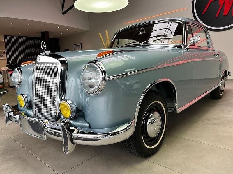 Gebraucht Mercedes 220 SE 116 PS (85 kW) 1959 Blau Coupé