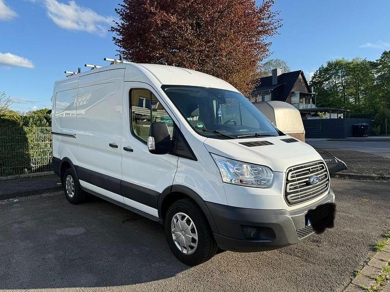 Usado Ford Transit 170 HP (125 kW) 2017 Branco Monovolume