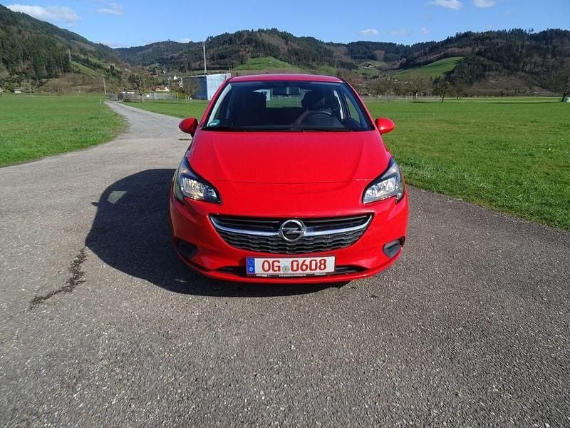 Używany Opel Corsa Selection 69 KM (50 kW) 2016 Czerwony Hatchback