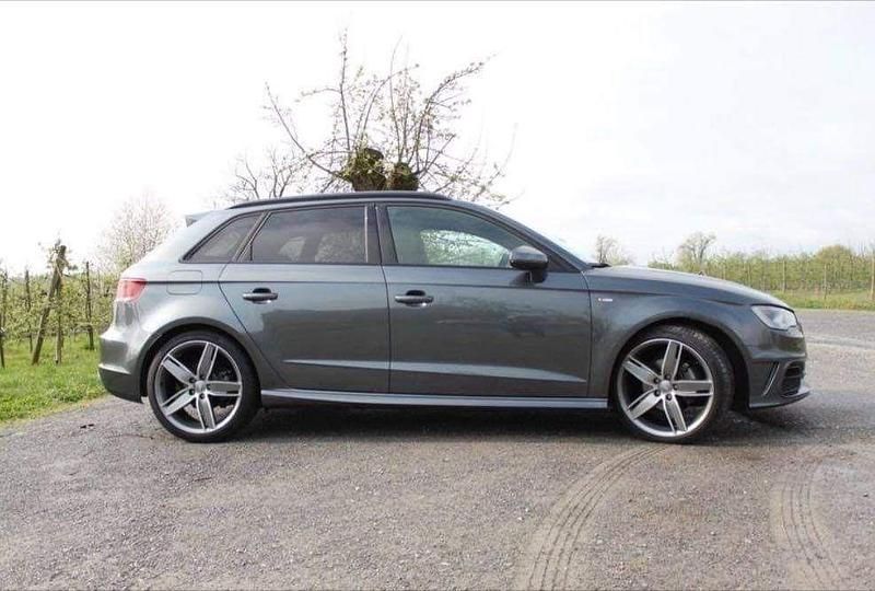 Gebraucht Audi A3 S-Line 150 PS (110 kW) 2015 Grau Limousine