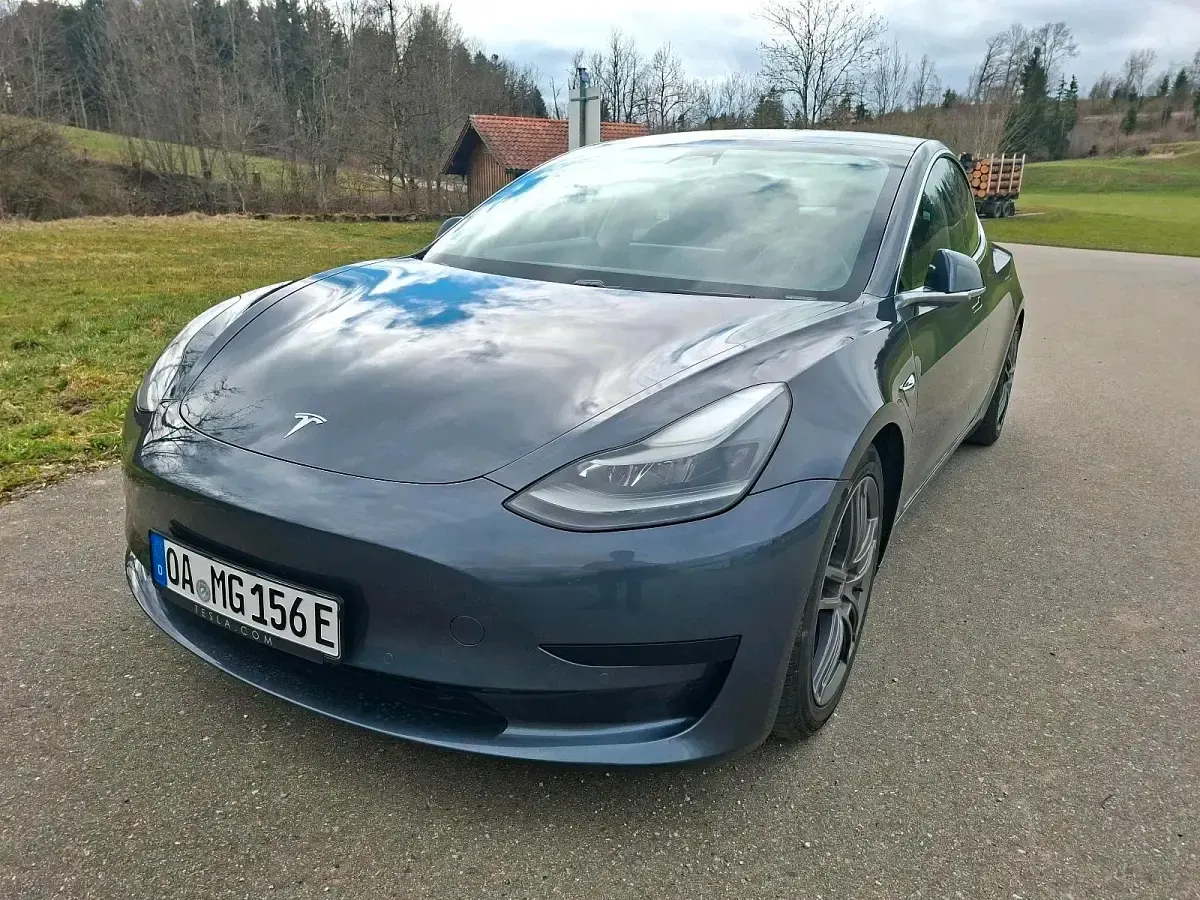 Gebraucht Tesla Model 3 Standard Range Plus 239 kW (325 PS) 2020 Grau Limousine