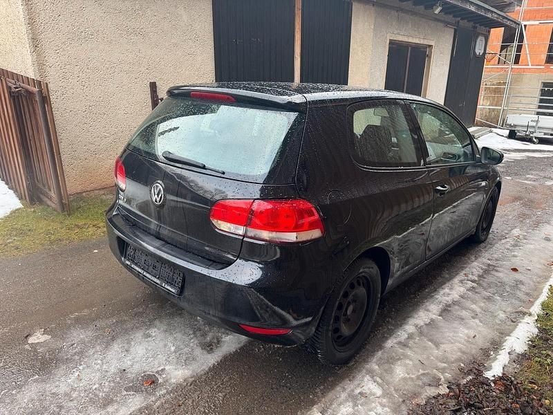 Gebraucht VW Golf VI 80 PS (58 kW) 2009 Schwarz Kleinwagen