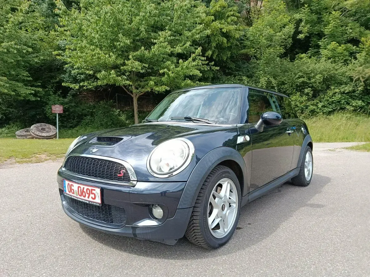 Gebraucht Mini Cooper S 174 PS (127 kW) 2008 Schwarz Kleinwagen