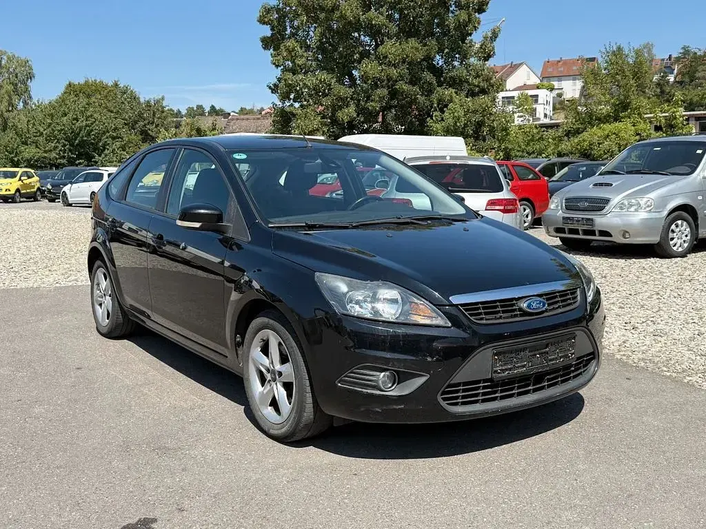 Gebraucht Ford Focus Style 101 PS (74 kW) 2010 Schwarz Limousine