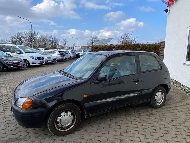 Gebraucht Toyota Starlet 75 PS (55 kW) 1997 Blau Kleinwagen