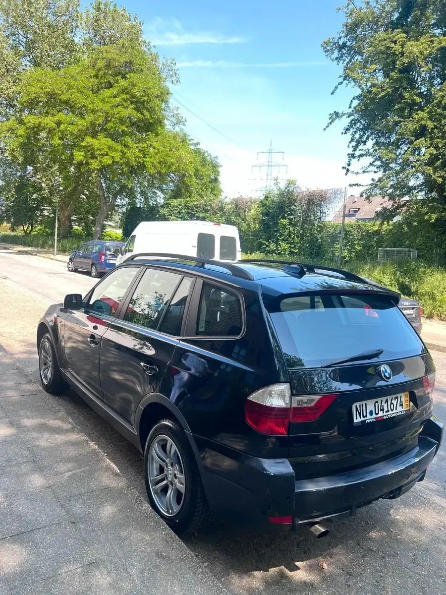 Begagnad BMW X3 150 HK (110 kW) 2006 Svart SUV