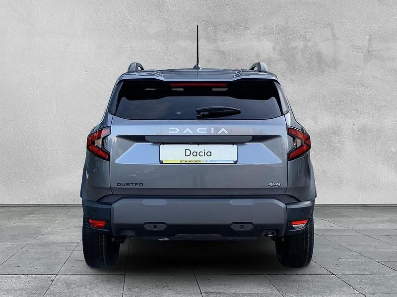 Neu Dacia Duster Journey 131 PS (96 kW) 2025 Grau SUV