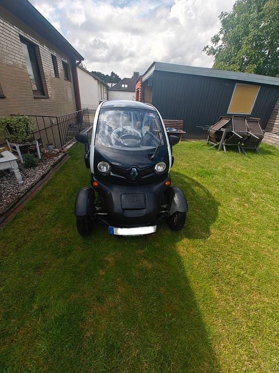 Schwarz Gebraucht 2013 Renault Twizy Kleinwagen | 4.999 € (Teuer) - Bild 1/4