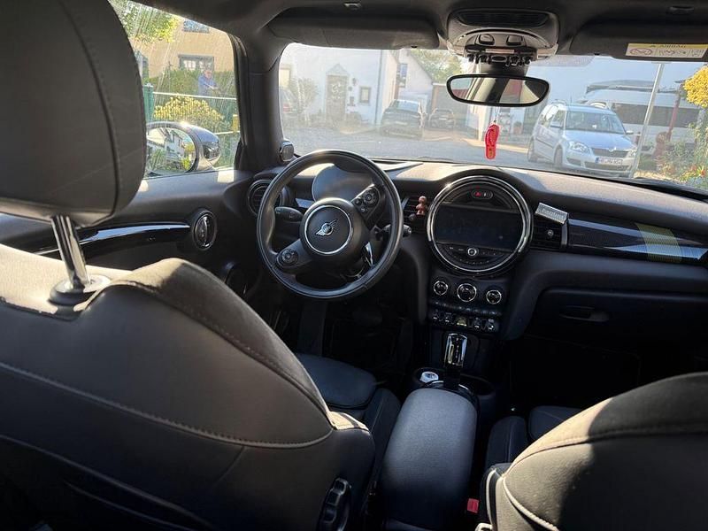 Second-hand Mini Cooper SE 135 kW (184 CP) 2020 Alb Hatchback