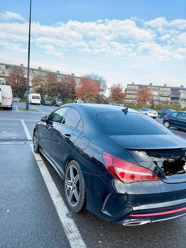 Gebraucht Mercedes CLA250 2018 Schwarz Limousine