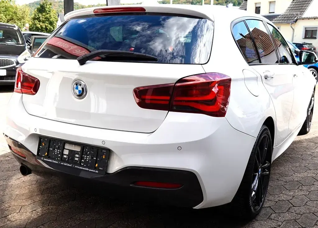 Gebraucht BMW 118 M Sport 136 PS (100 kW) 2017 Weiß Limousine