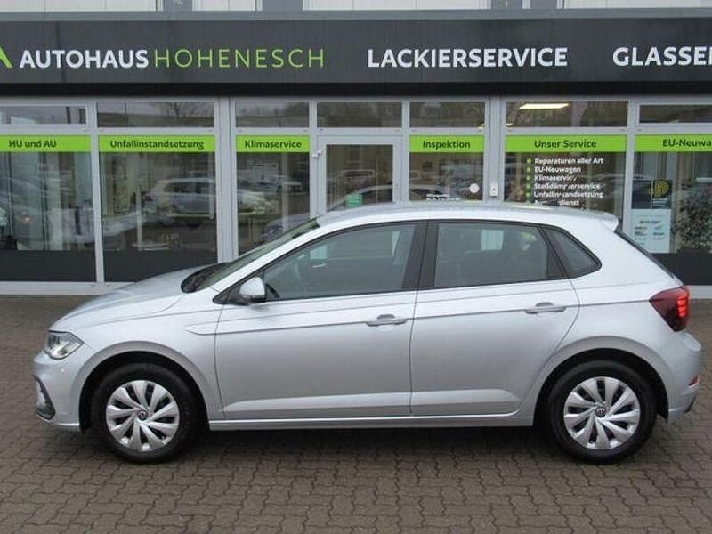 Gebraucht VW Polo Life 120 PS (88 kW) 2023 Silber Kleinwagen