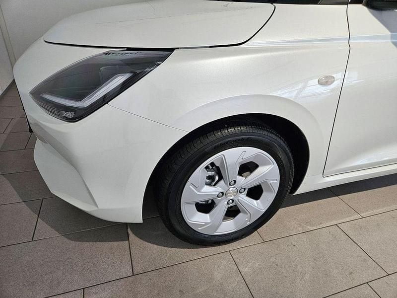 Gebraucht Suzuki Swift Comfort 83 PS (61 kW) 2025 Weiß Kleinwagen