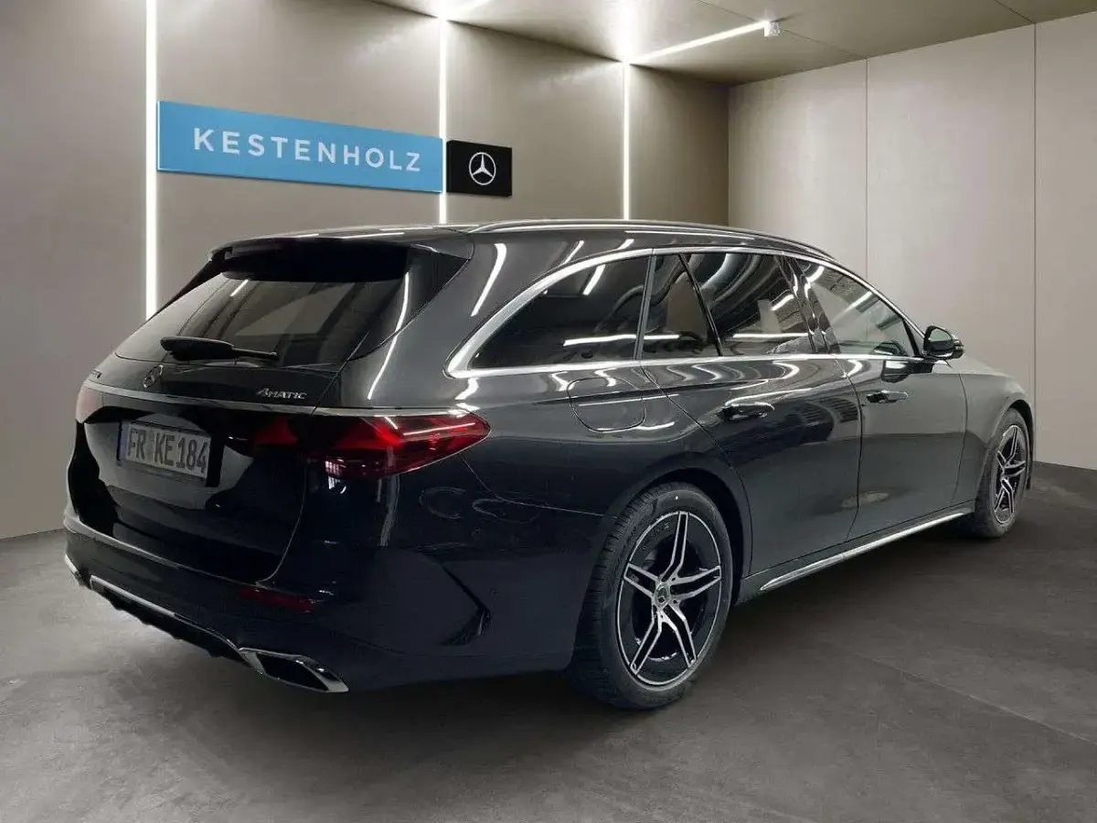 Gebraucht Mercedes E220 AMG line 197 PS (144 kW) 2026 Graphitgrau Kombi