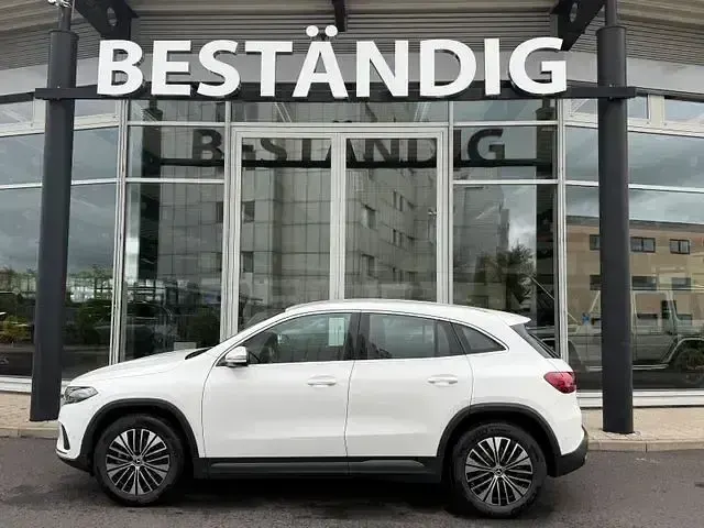 Gebraucht Mercedes EQA250+ Progressive 150 kW (204 PS) 2025 Unilack polarweiß SUV