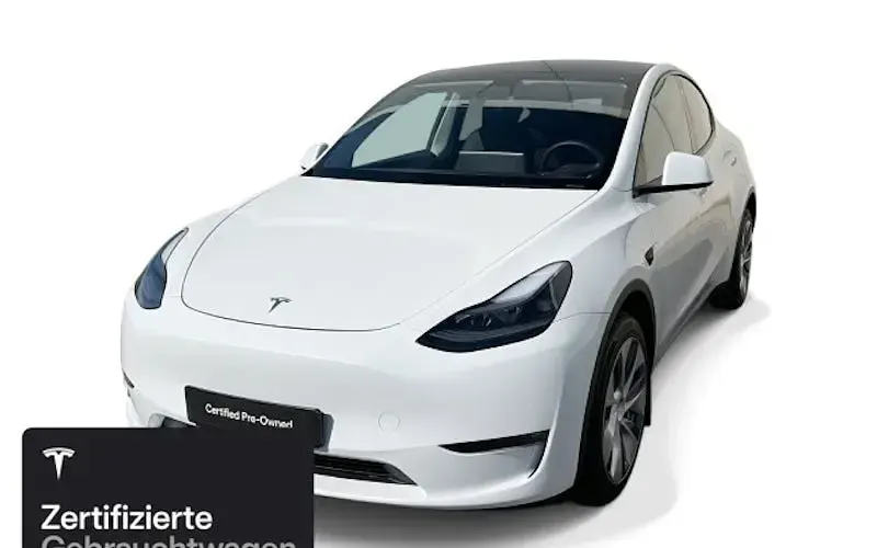 Käytetty Tesla Model Y 273 kW (372 HP) 2023 Valkoinen Katumaasturi