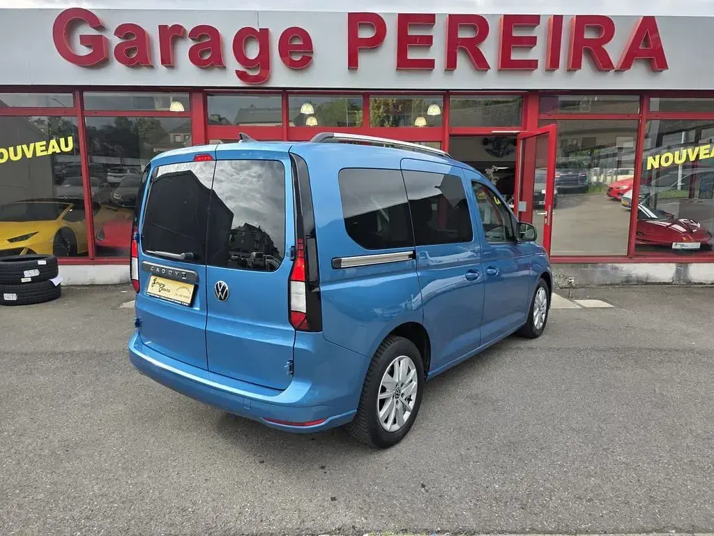 Gebraucht VW Caddy Life 114 PS (83 kW) 2021 Blau Van / Kleinbus