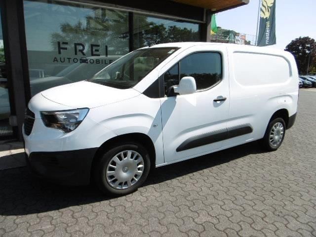 Weiß Gebraucht 2020 Opel Combo Edition Van / Kleinbus | 12.980 € (Etwas zu teuer) - Bild 1/4
