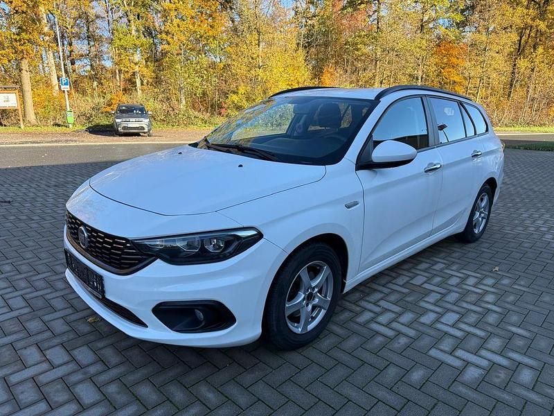 Gebraucht Fiat Tipo 120 PS (88 kW) 2018 Weiß Kombi