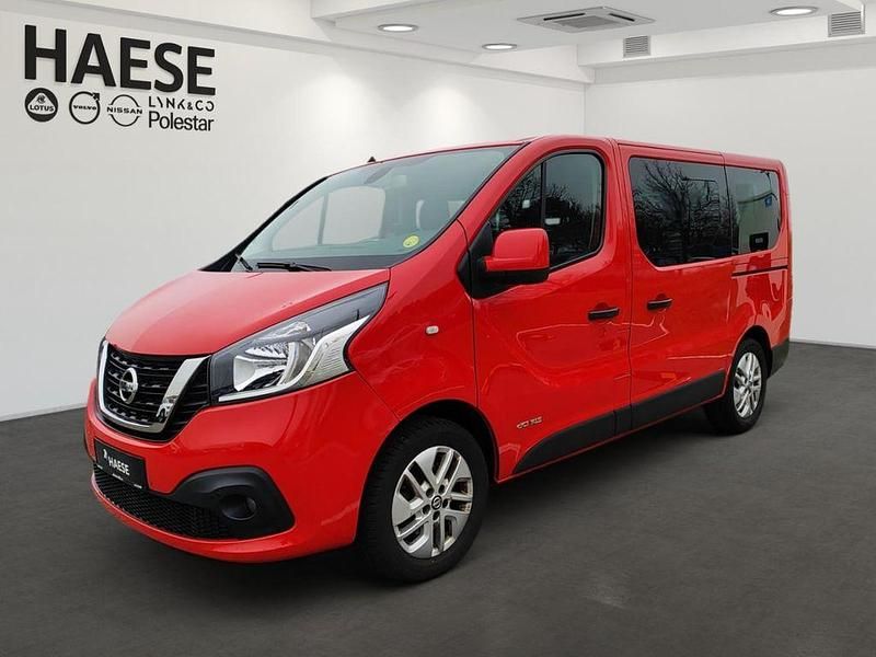 Magma red (s) Gebraucht 2020 Nissan NV300 Premium Edition Van | 24.830 € (Guter Preis) - Bild 1/4