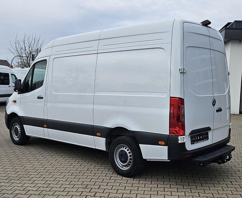 Gebraucht Mercedes Sprinter 170 PS (125 kW) 2024 Weiß Van