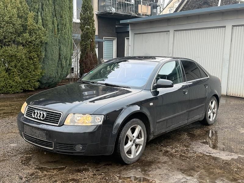 Gebraucht Audi A4 131 PS (96 kW) 2004 Schwarz Limousine