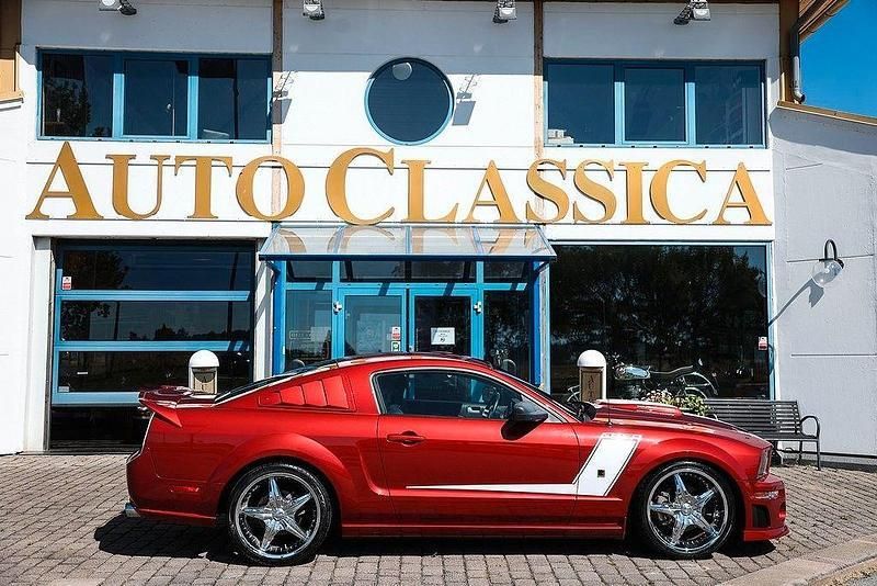 Rot Gebraucht 2009 Ford Mustang GT | 33.000 € - Bild 1/4