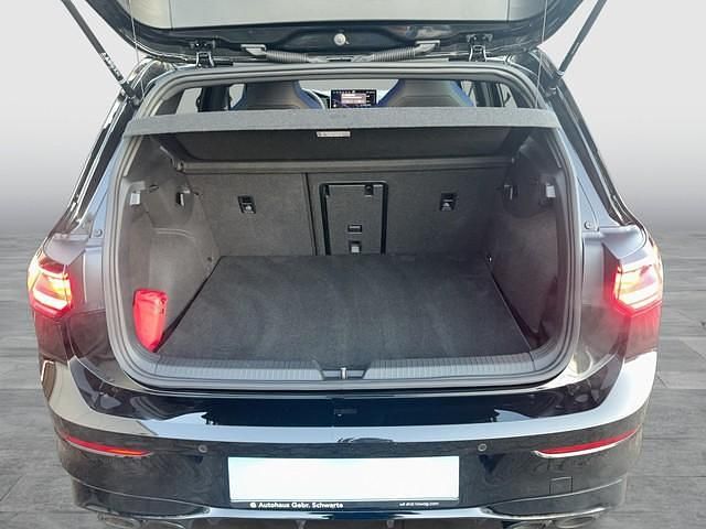 Gebraucht VW Golf VIII Black Edition 333 PS (244 kW) 2025 Schwarz Limousine