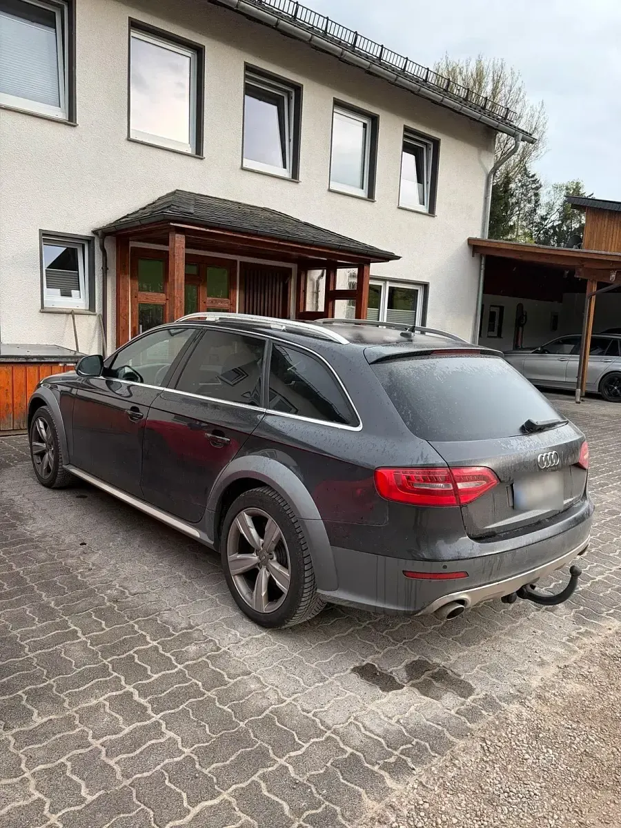 Gebraucht Audi A4 Allroad 245 PS (180 kW) 2012 Grau Kombi