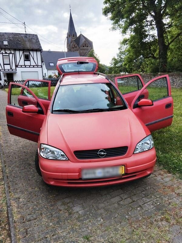Rot Gebraucht 1999 Opel Astra Edition Kombi | 1.300 € (Fairer Preis) - Bild 1/4