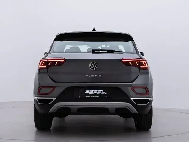 Gebraucht VW T-Roc IQ Drive 150 PS (110 kW) 2023 Grau SUV