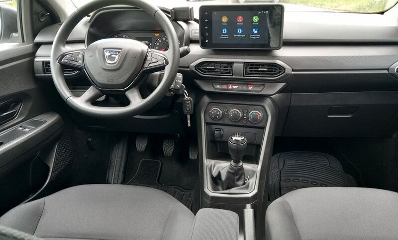 Gebraucht Dacia Sandero Comfort 67 PS (49 kW) 2021 Silber Kleinwagen