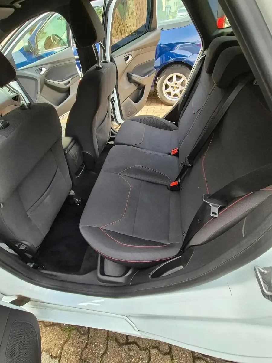 Gebraucht Ford Focus 150 PS (110 kW) 2017 Weiß Kombi