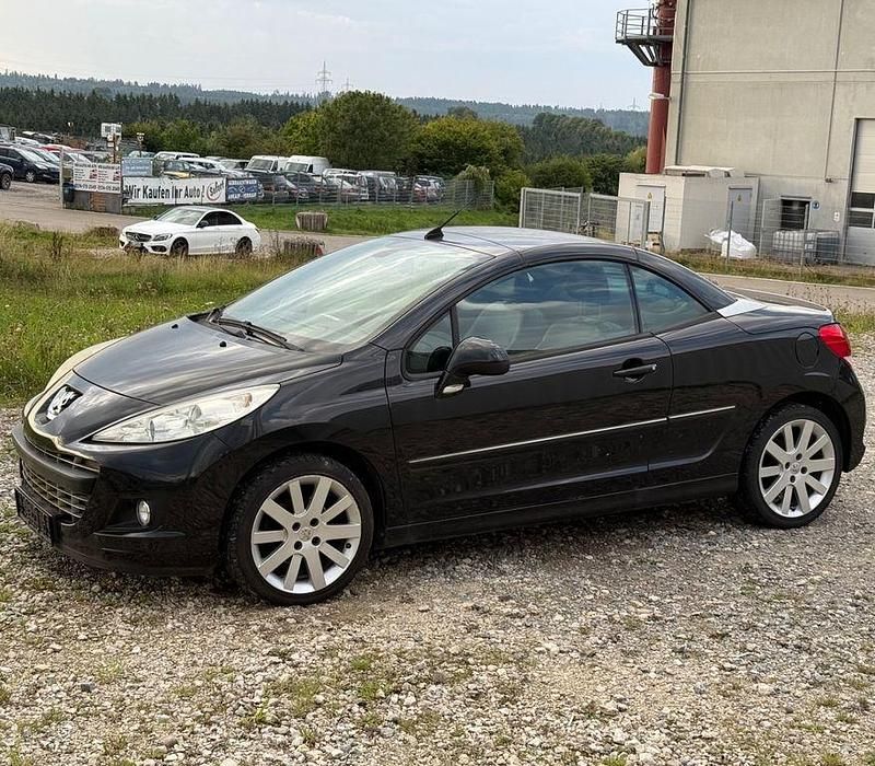 Schwarz Gebraucht 2010 Peugeot 207 CC Cabrio | 1.650 € - Bild 1/4