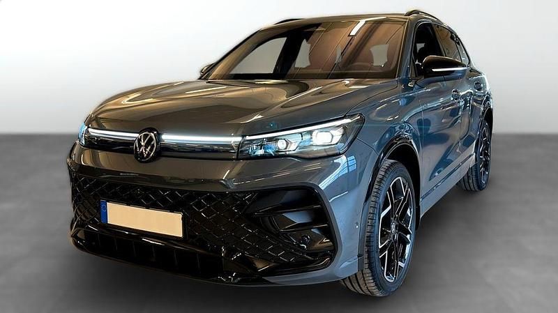Neu VW Tiguan R-line 193 PS (141 kW) 2025 Grau SUV