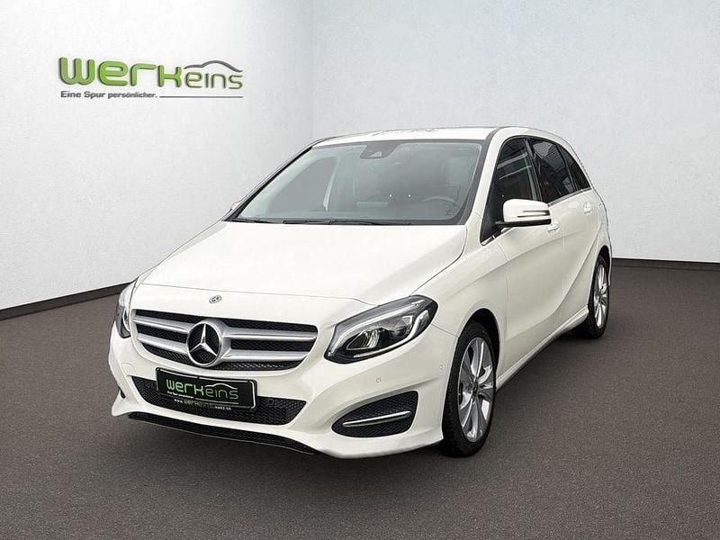 Gebraucht Mercedes B250 Style 211 PS (155 kW) 2018 Weiss (metallic) Van / Kleinbus