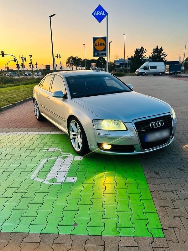 Gebraucht Audi A8 326 PS (239 kW) 2007 Grau Limousine