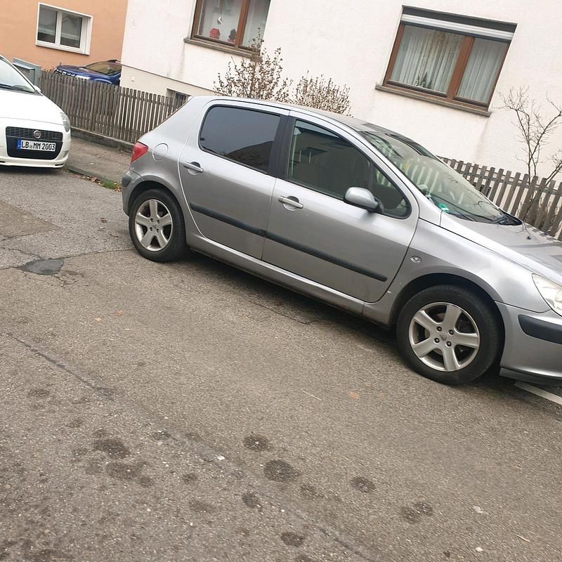 Gebraucht Peugeot 307 109 PS (80 kW) 2003 Grau Kleinwagen