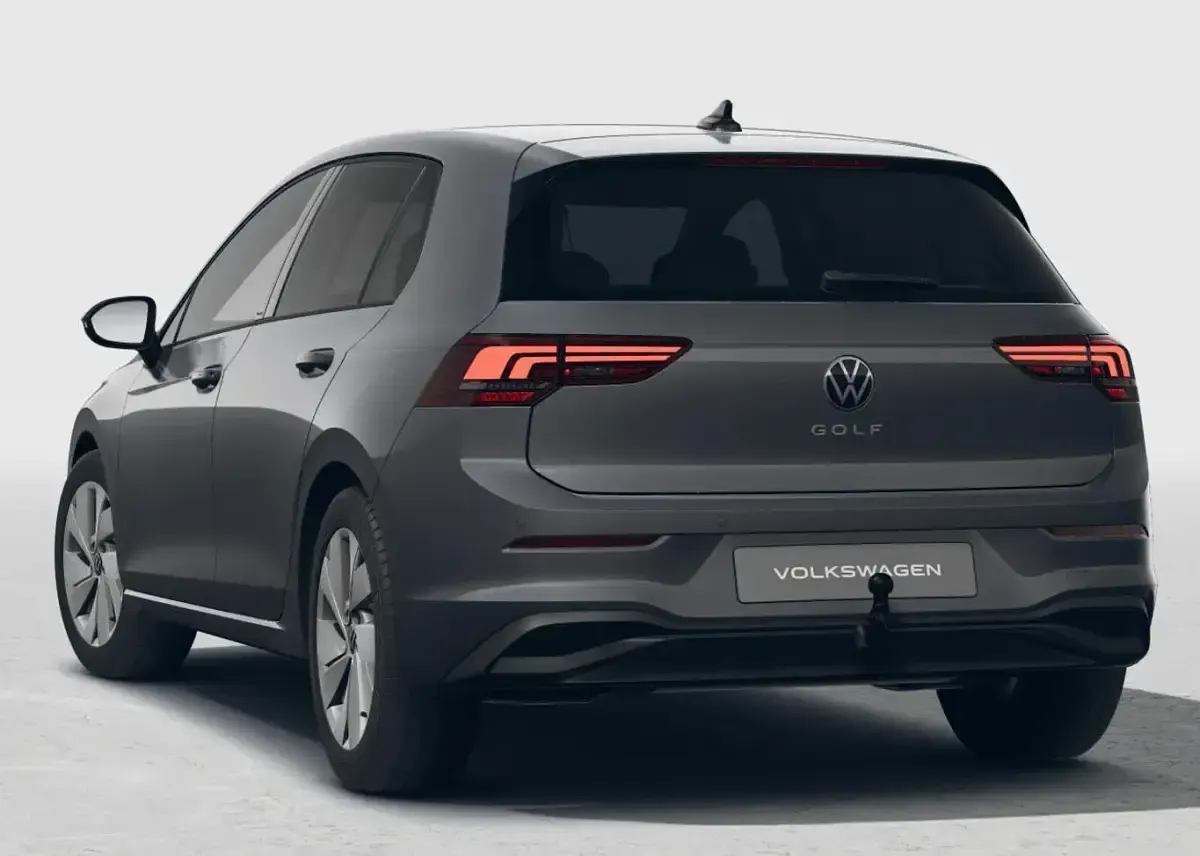 Neu VW Golf VIII Life 150 PS (110 kW) 2026 Grenadillschwarz metallic Limousine