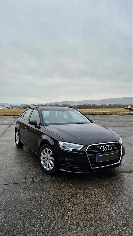 Gebraucht Audi A3 150 PS (110 kW) 2018 Schwarz Limousine
