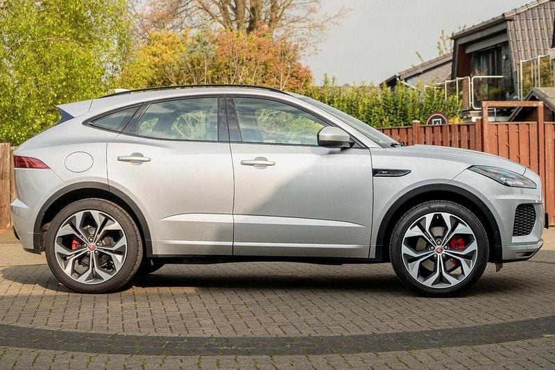 Usata Jaguar E-Pace R-Dynamic 249 CV (183 kW) 2018 Argento SUV