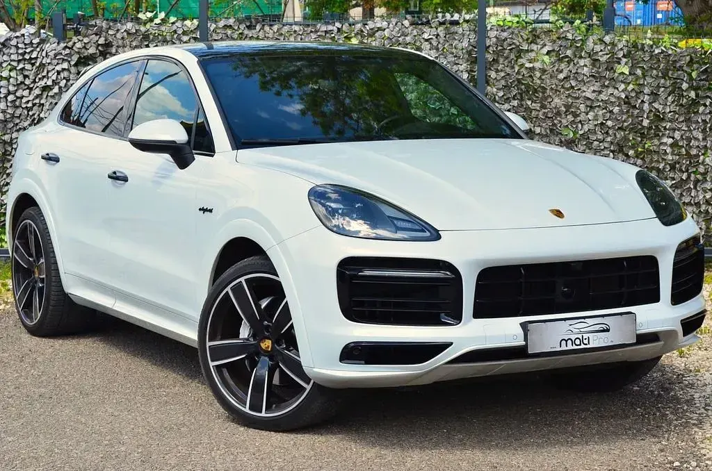 Gebraucht Porsche Cayenne E-Hybrid Coupe 340 PS (250 kW) 2022 Weiß SUV