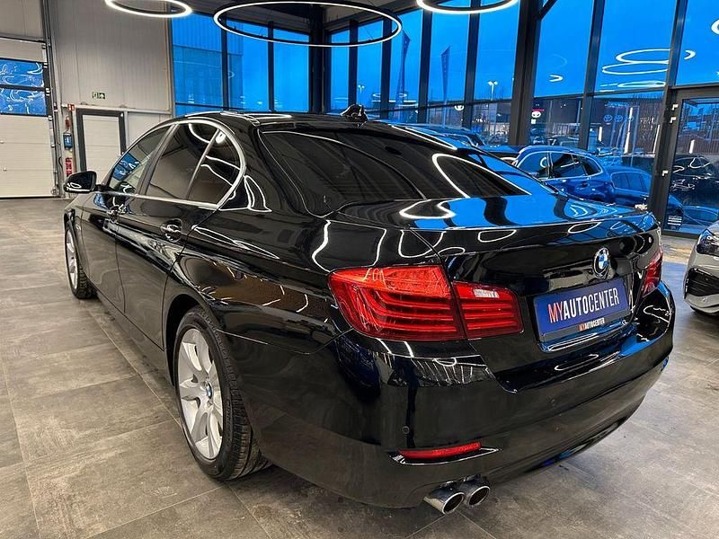 Gebraucht BMW 520 Performance 190 PS (139 kW) 2016 Schwarz Limousine