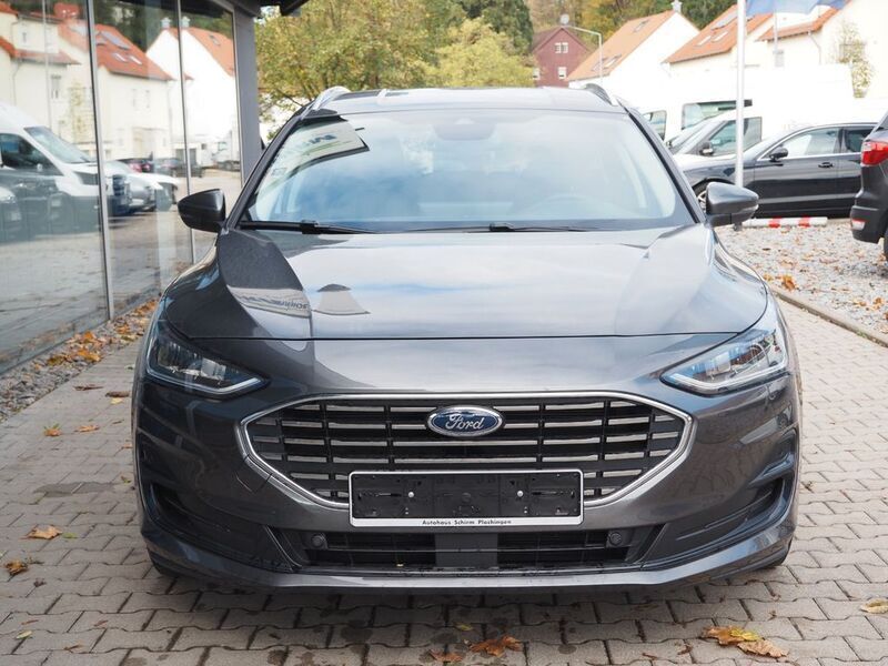 Gebraucht Ford Focus Titanium 120 PS (88 kW) 2022 Magneticgrau (metallic) Kombi