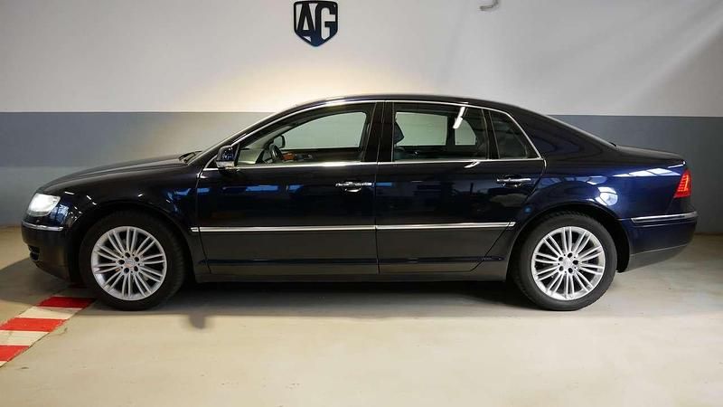 Second-hand VW Phaeton 241 CP (177 kW) 2003 Other Berlinǎ