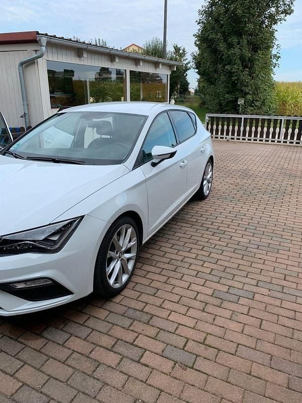Gebraucht Seat Leon FR 150 PS (110 kW) 2018 Weiß Limousine