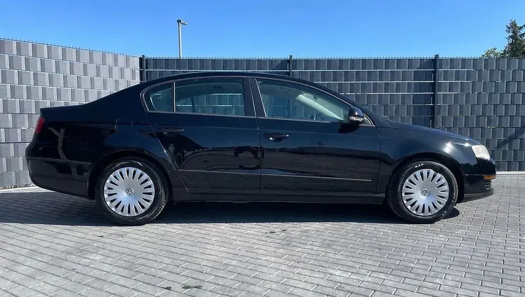 Usata VW Passat 122 CV (89 kW) 2009 Nero Berlina